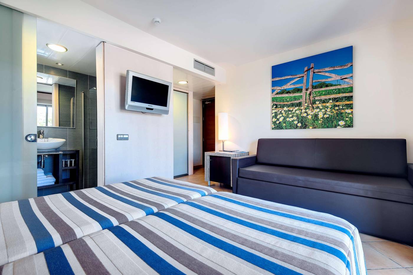 Occidental-Menorca-Room-40