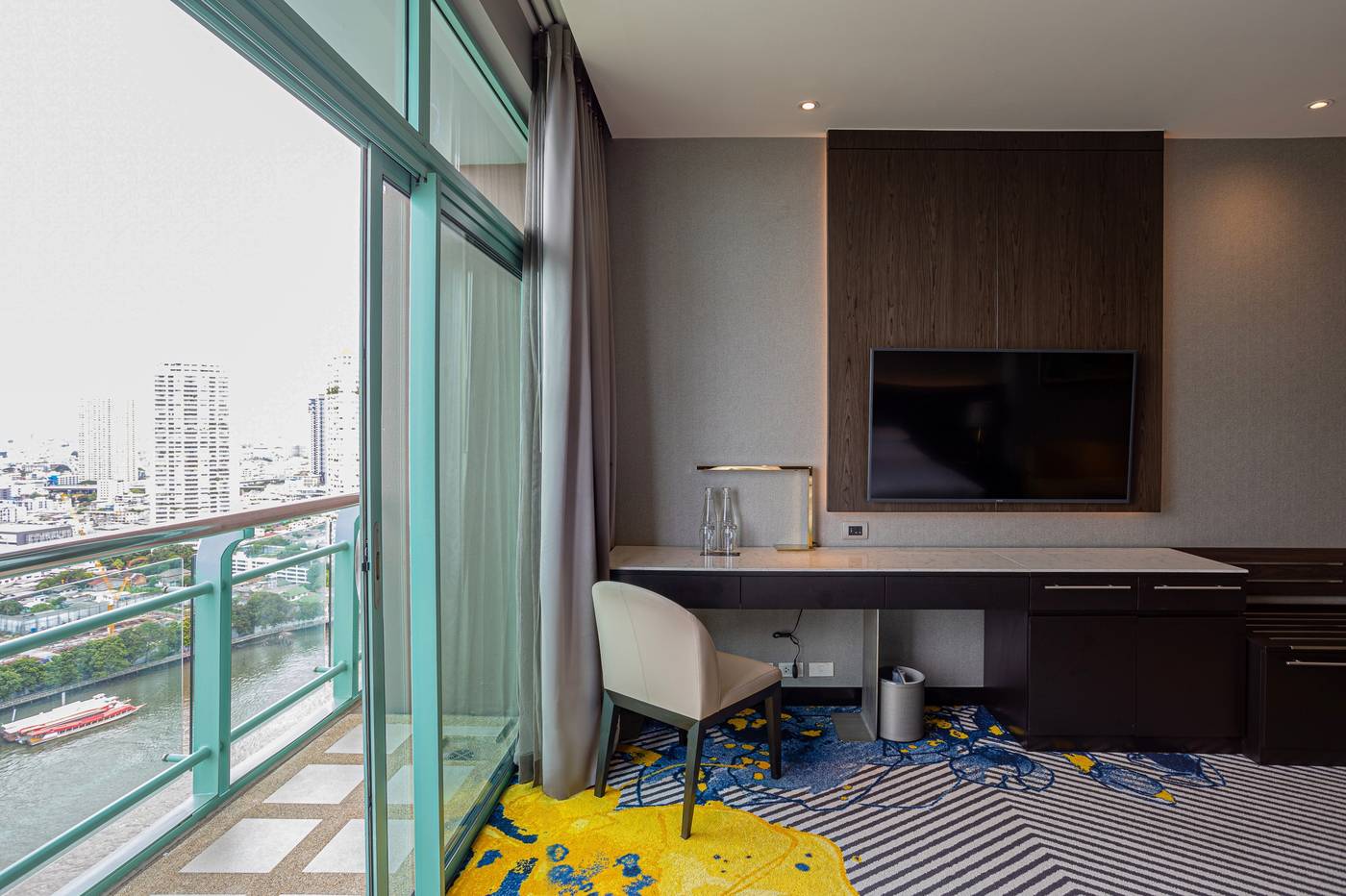 Chatrium-Hotel-Riverside-Bangkok-Room-57