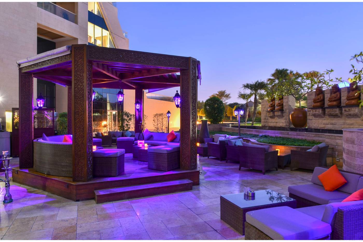 Raffles-Dubai-Hotel-Terrace-17