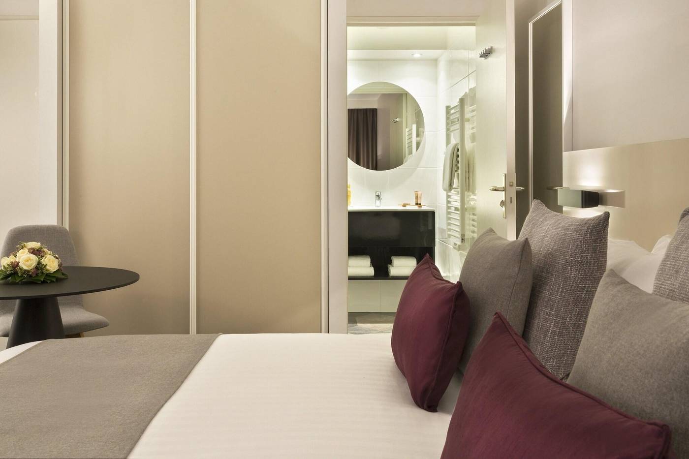 Citadines-Trocadero-Paris-Room-17