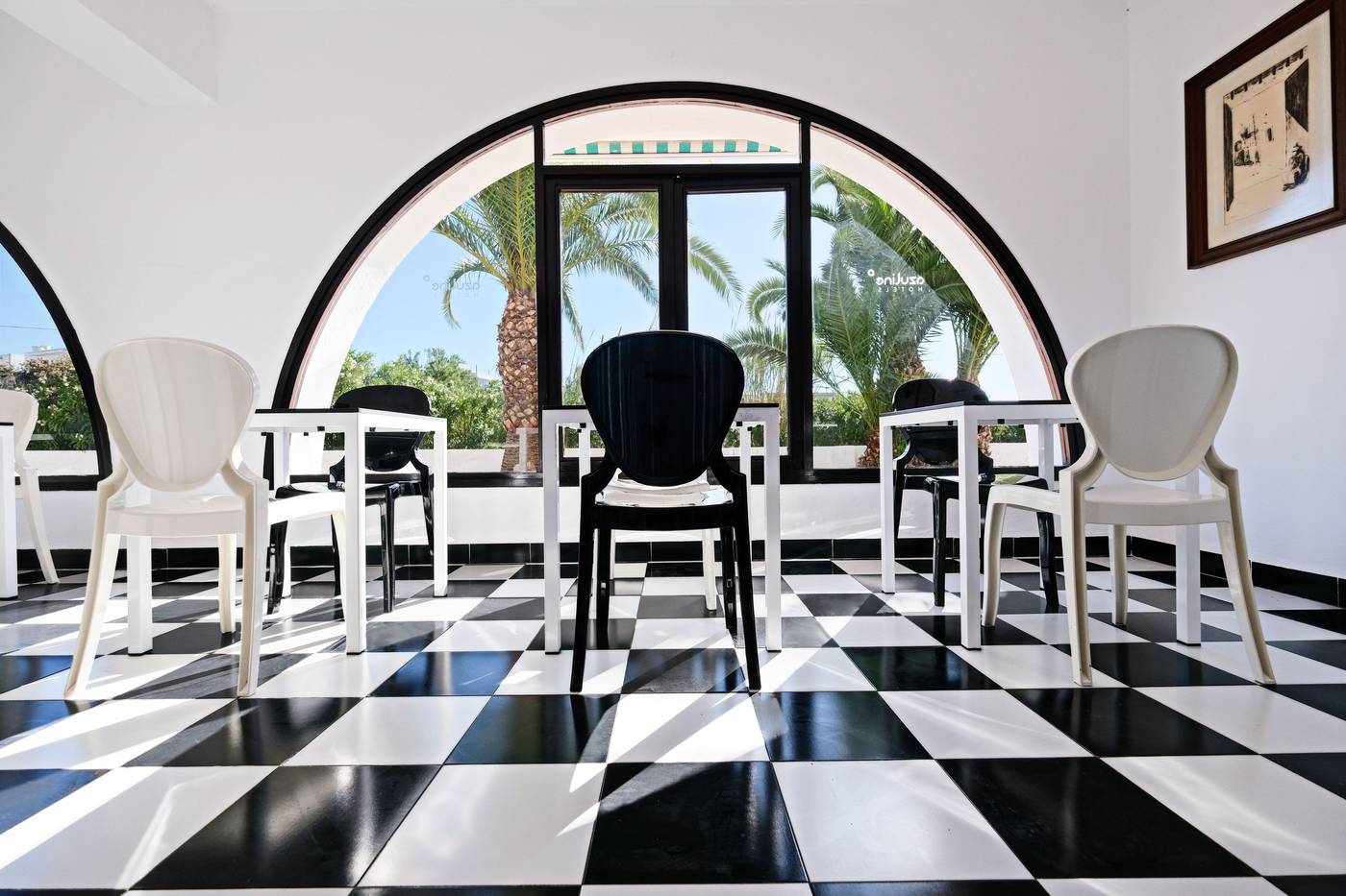 Azuline-Hotel-Galfi-Restaurant-28