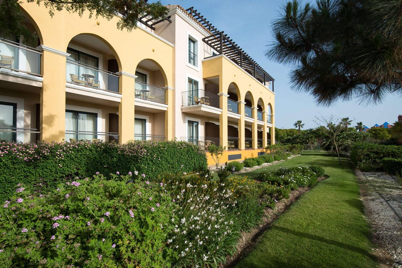 Barcelo-Costa-Ballena-General-view-4