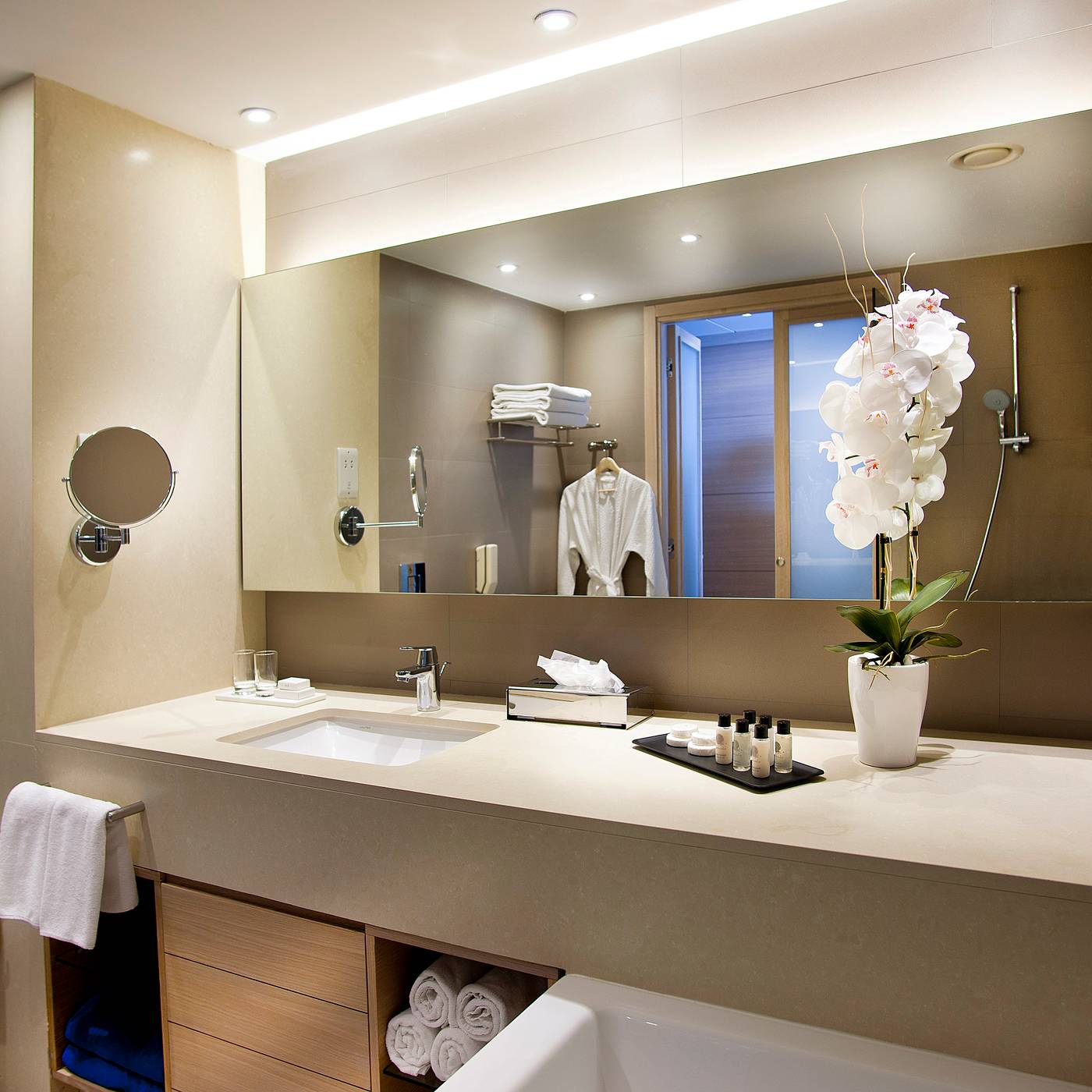 Royal-Apollonia-by-Louis-Hotels-Room-51