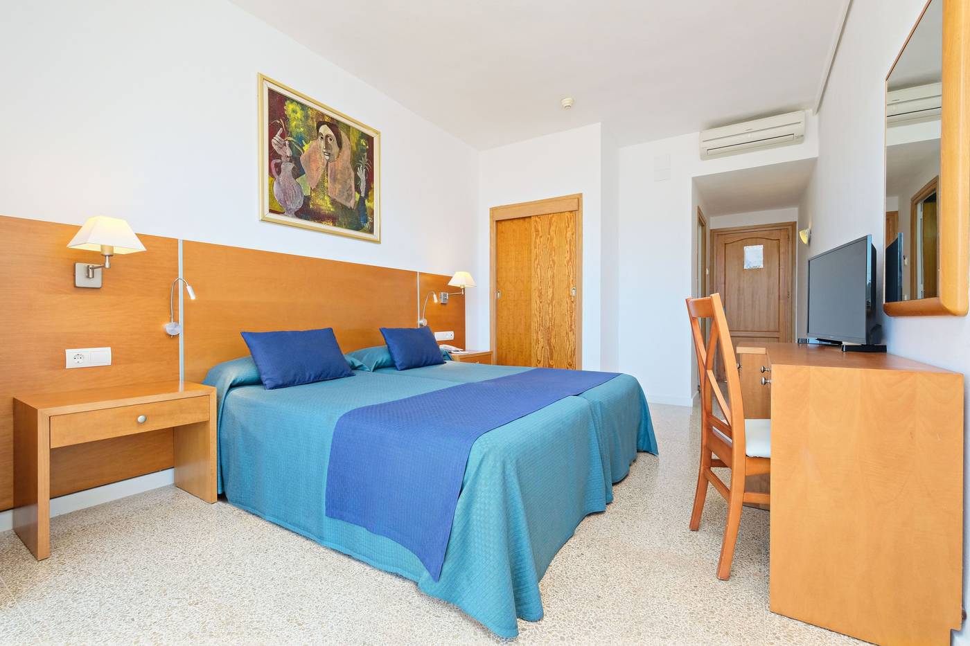 AzuLine-Hotel-S-Anfora---Fleming---Adults-Only-Room-10