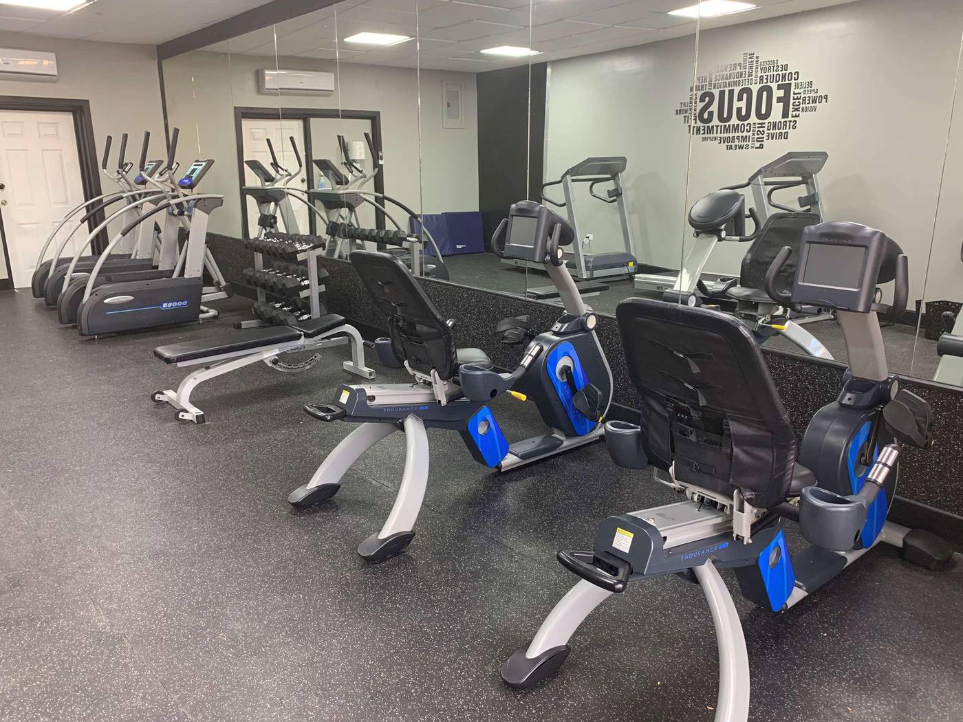 Divi-Southwinds-Beach-Resort-Sports-and-Entertainment-44