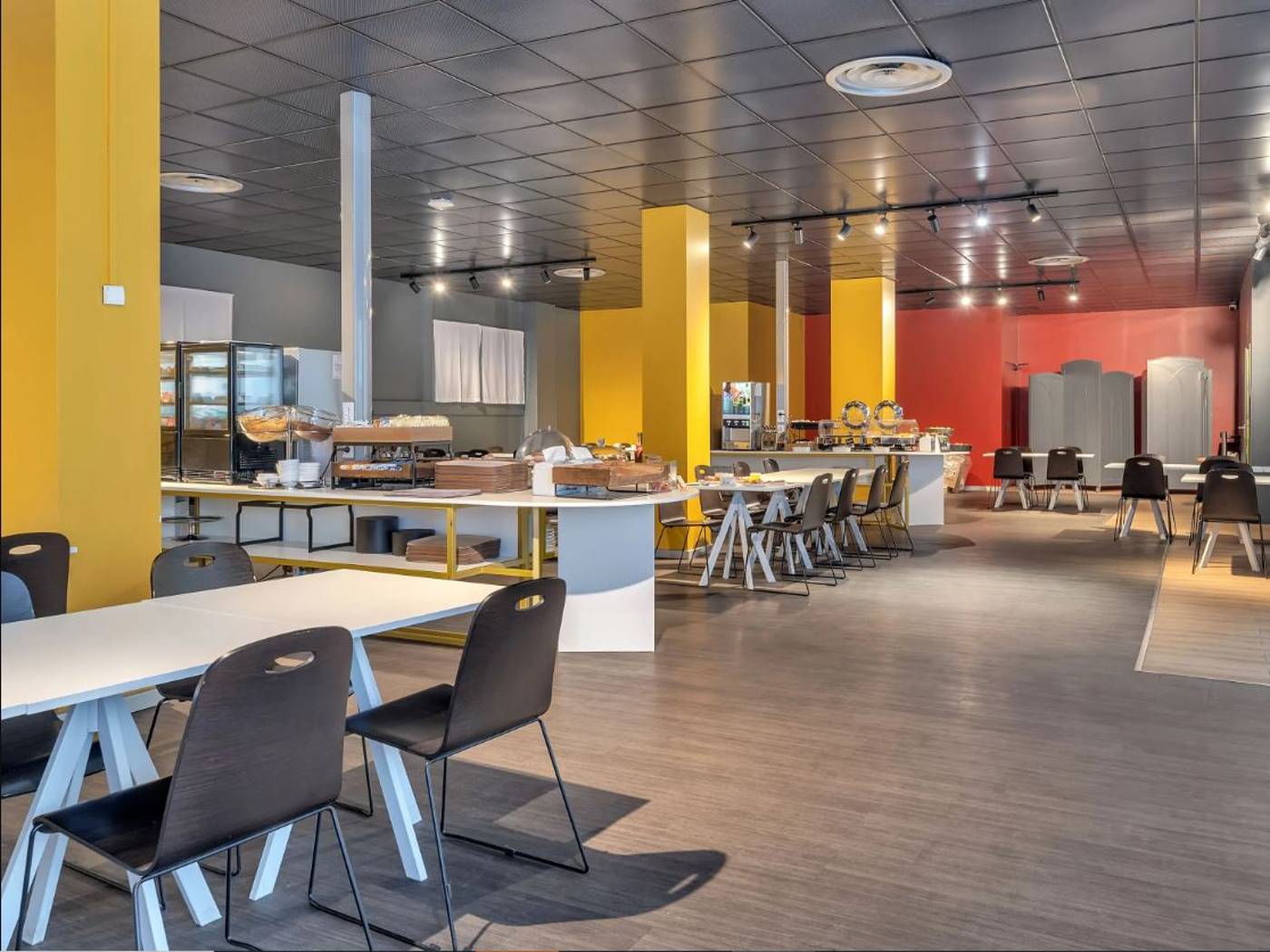 B-B-Hotel-Milano-Ornato-Bar-37