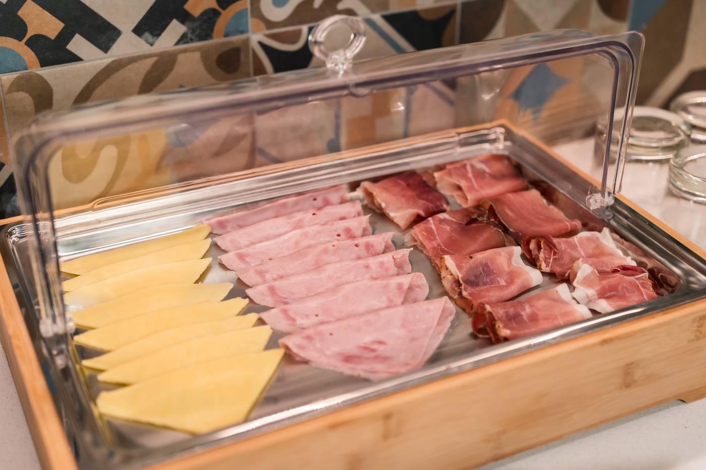 Quaint-Boutique-Hotel-Sannat-Restaurant-19