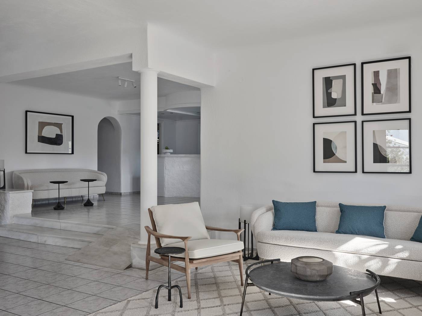 Myconian-Sunrise-Relais---Chateaux-Hotel-Lobby-27