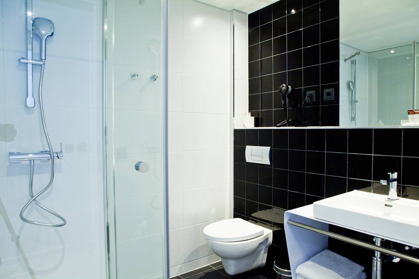 Catalonia-Berlin-Mitte-Room-33