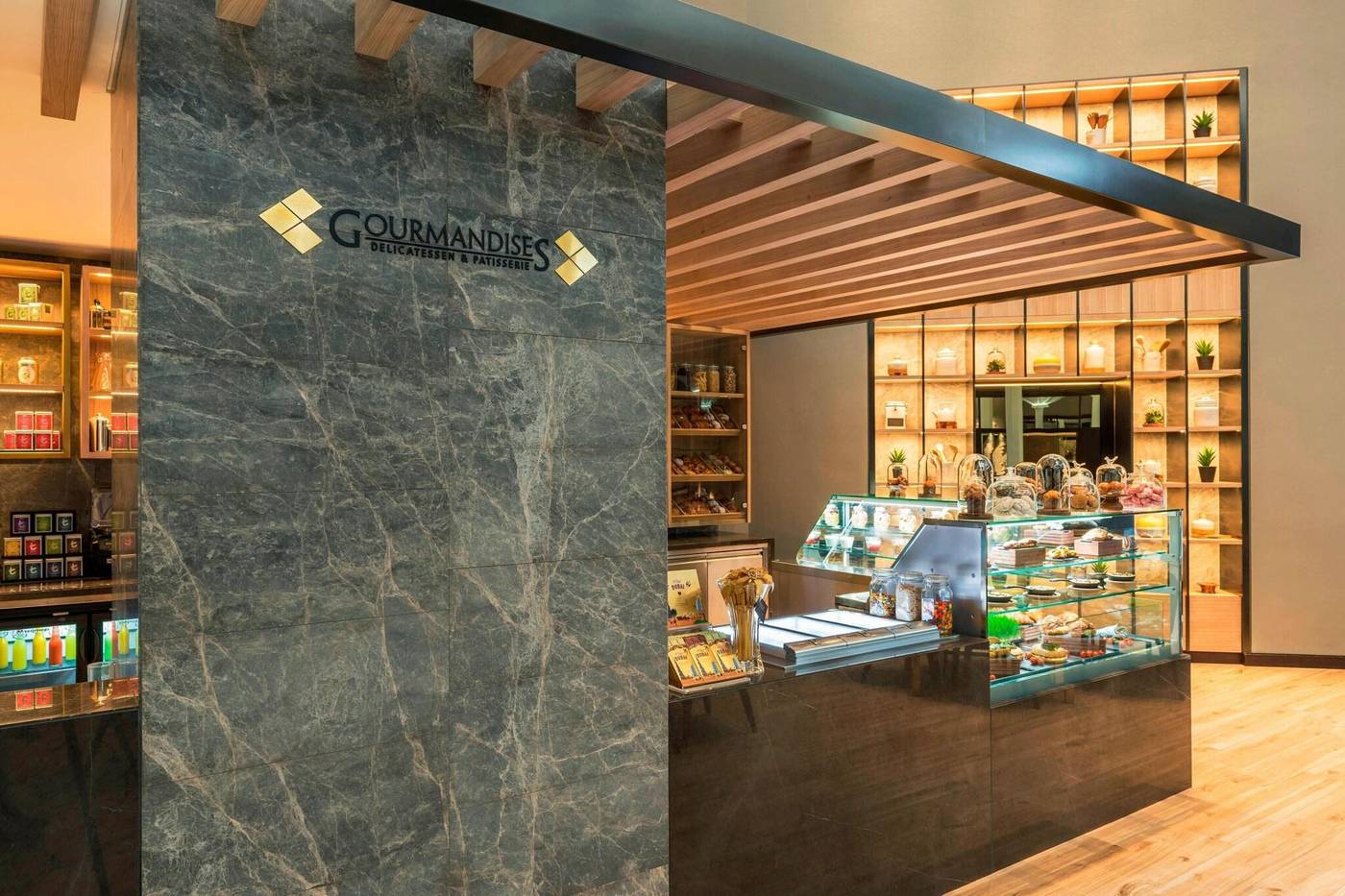 Le-Meridien-Dubai-Hotel---Conference-Centre-Restaurant-84