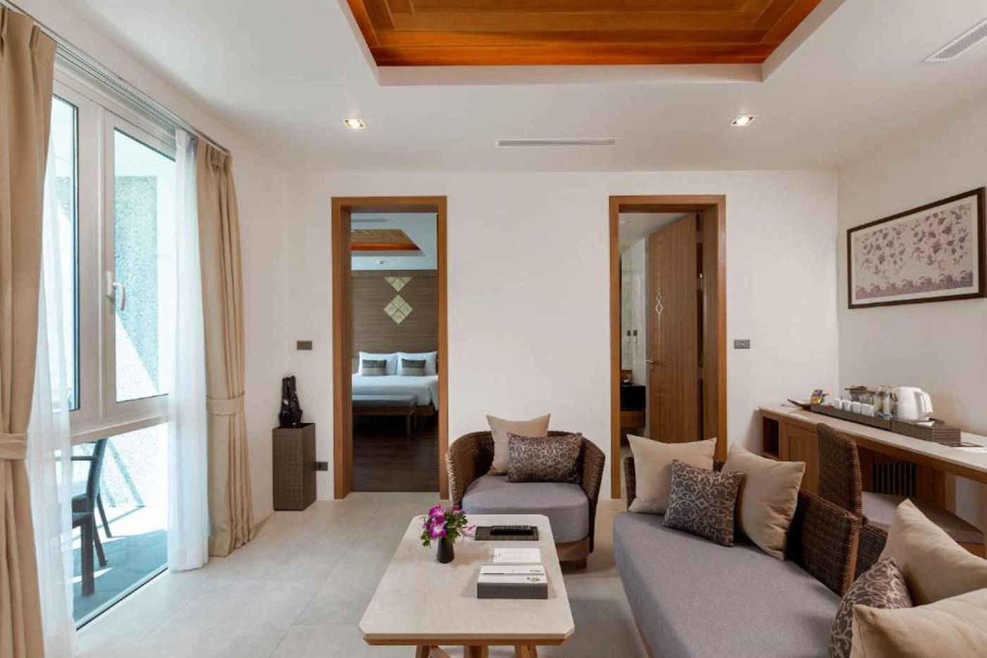 Splash-Beach-Resort-Room-52