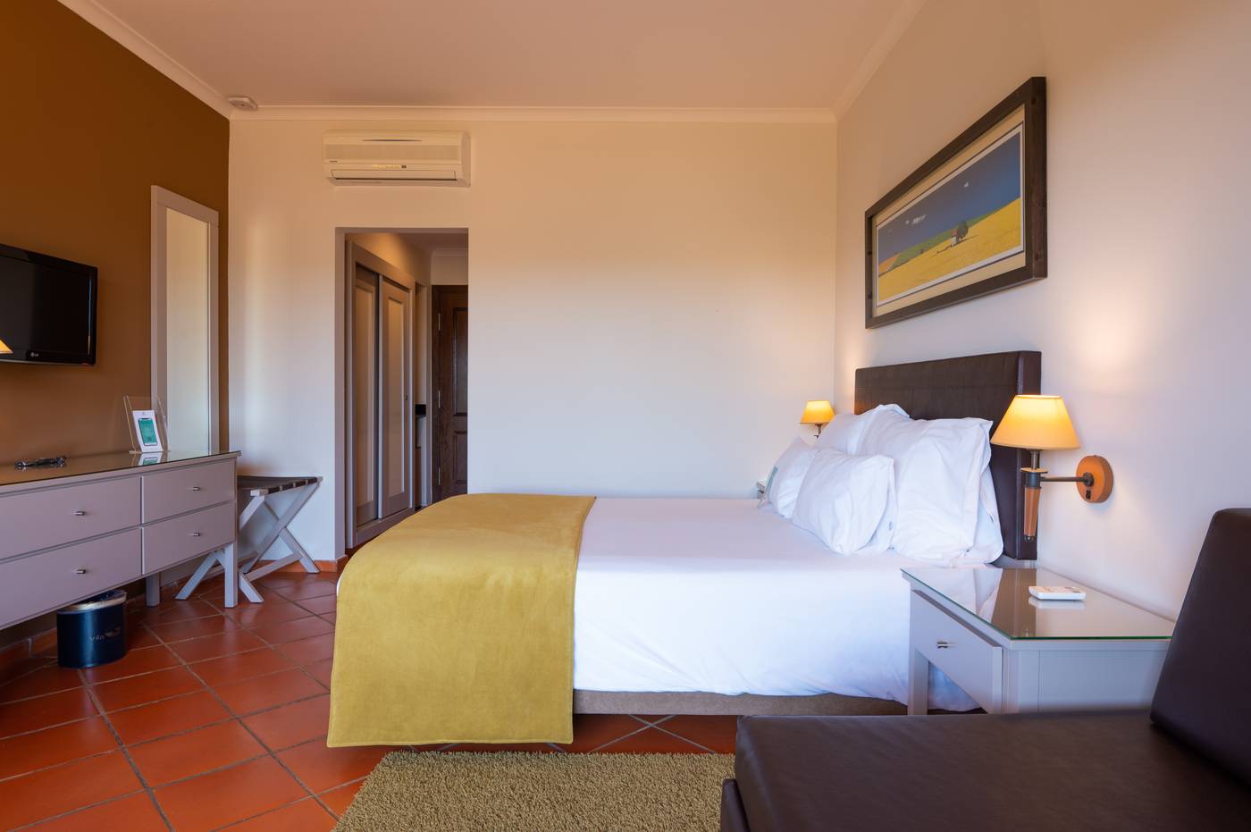 Vila-Gale-Alentejo-Vineyards--Clube-de-Campo--Room-10