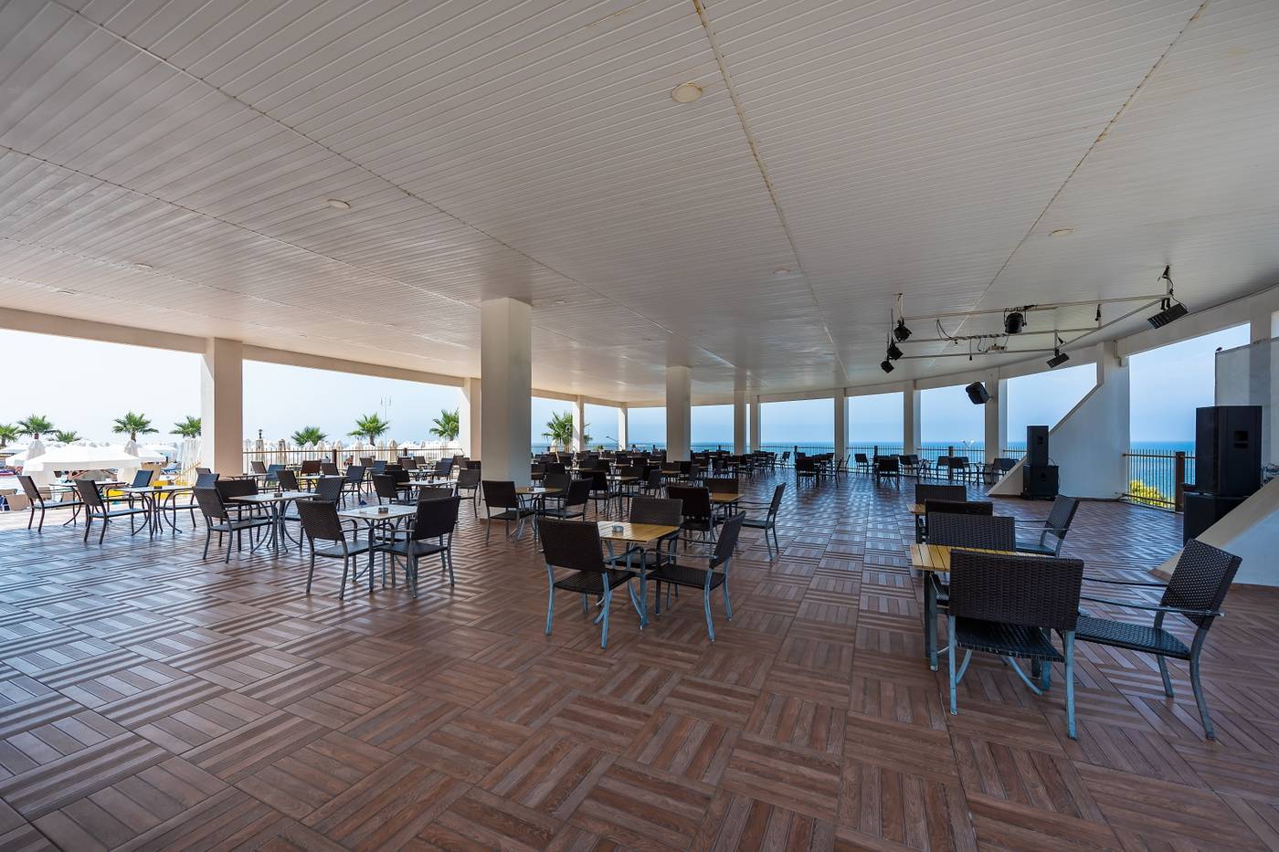 Vikingen-Infinity-Resort---Spa-Restaurant-57