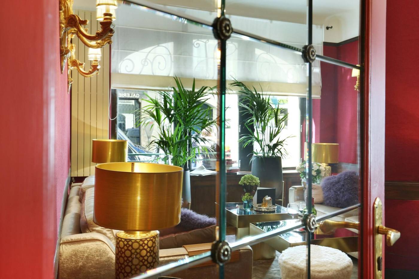 Hotel-De-Seine-Lobby-16