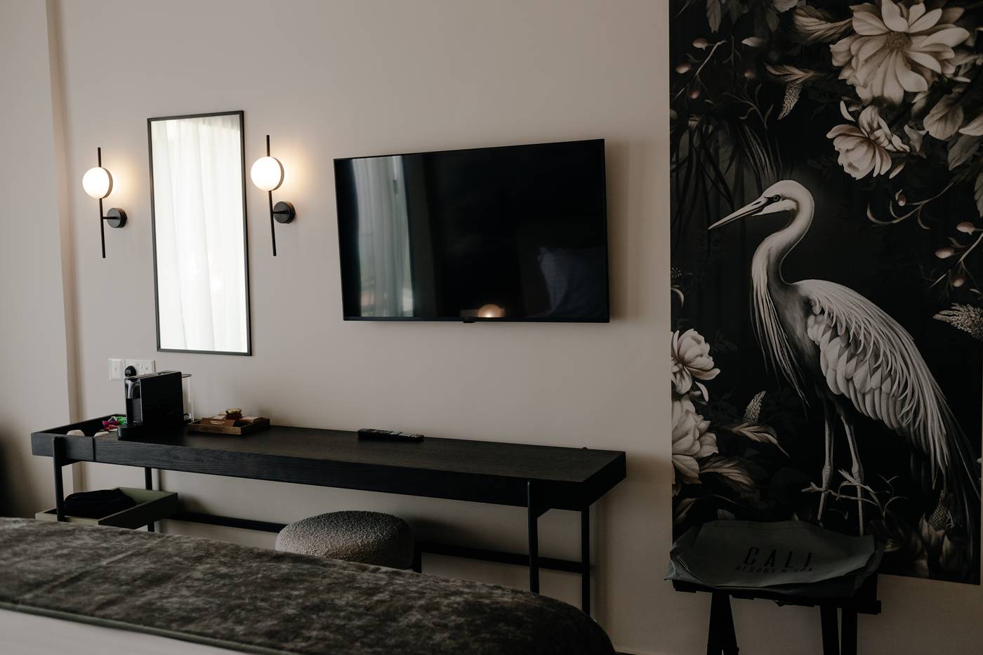 Cali-Resort---Spa-by-Louis-Hotels-Room-35