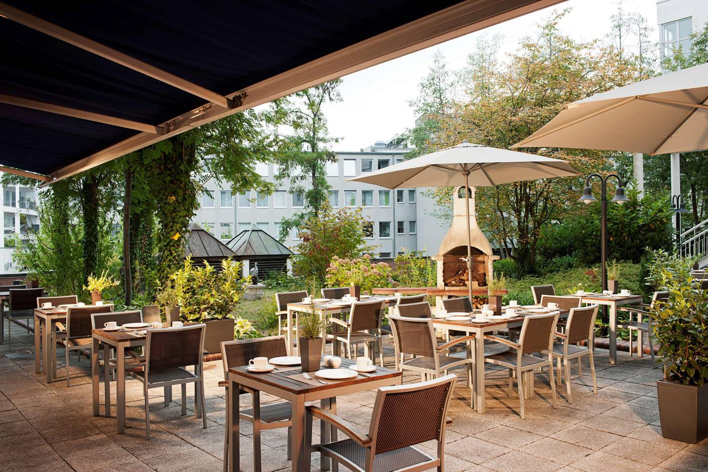 NH-Berlin-Kurfurstendamm-Restaurant-44