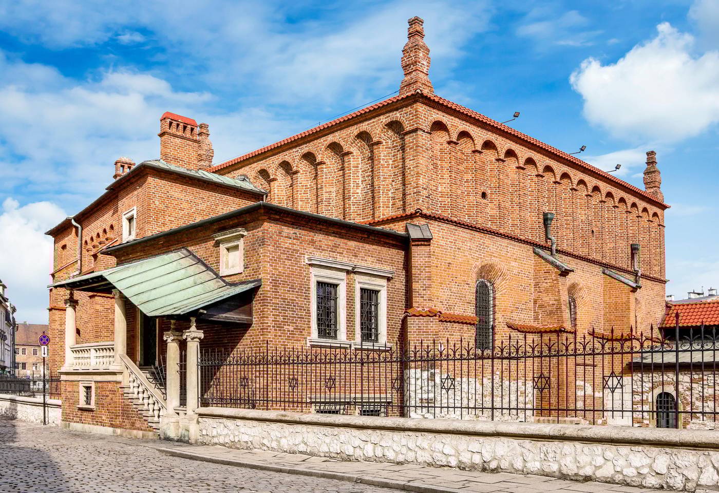 Holiday-Inn-Krakow-City-Centre-General-view-1