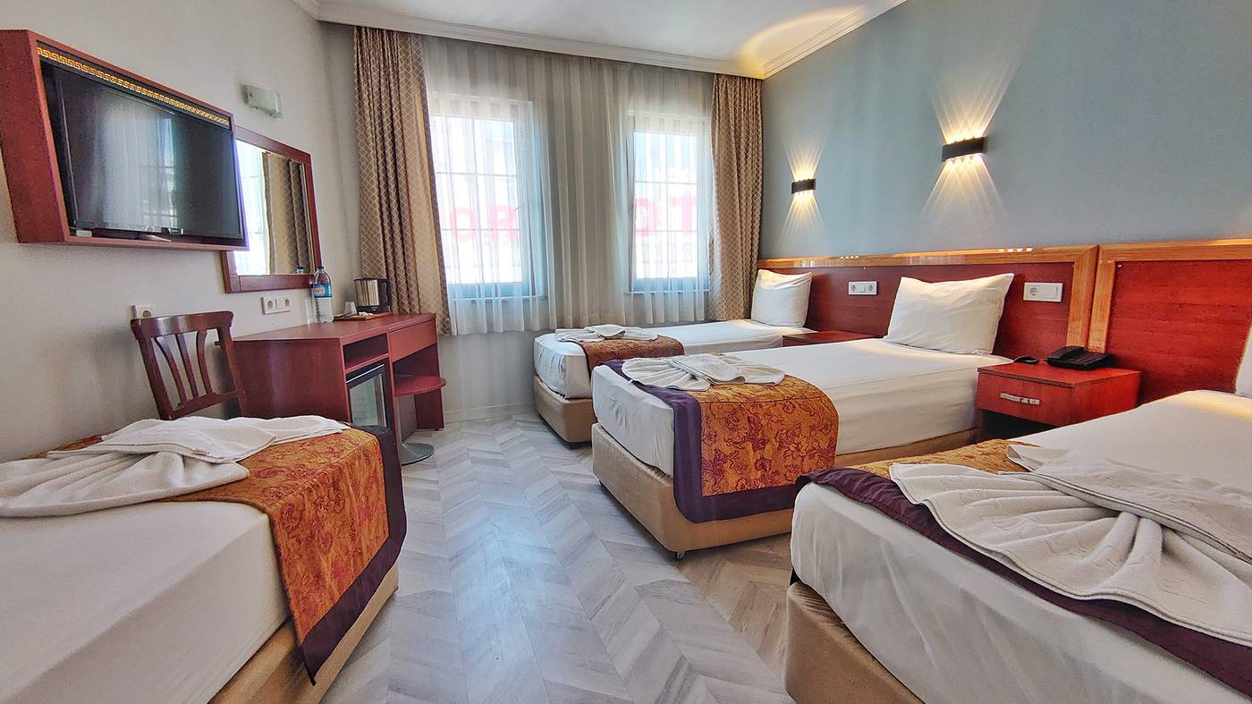 Orient-Mintur-Hotel-Room-4