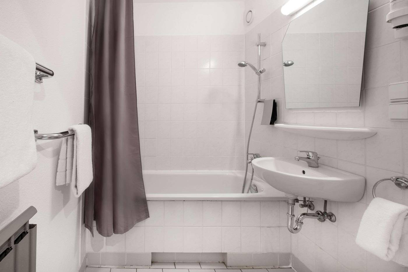 Comfort-Hotel-Berlin-Lichtenber-Room-25