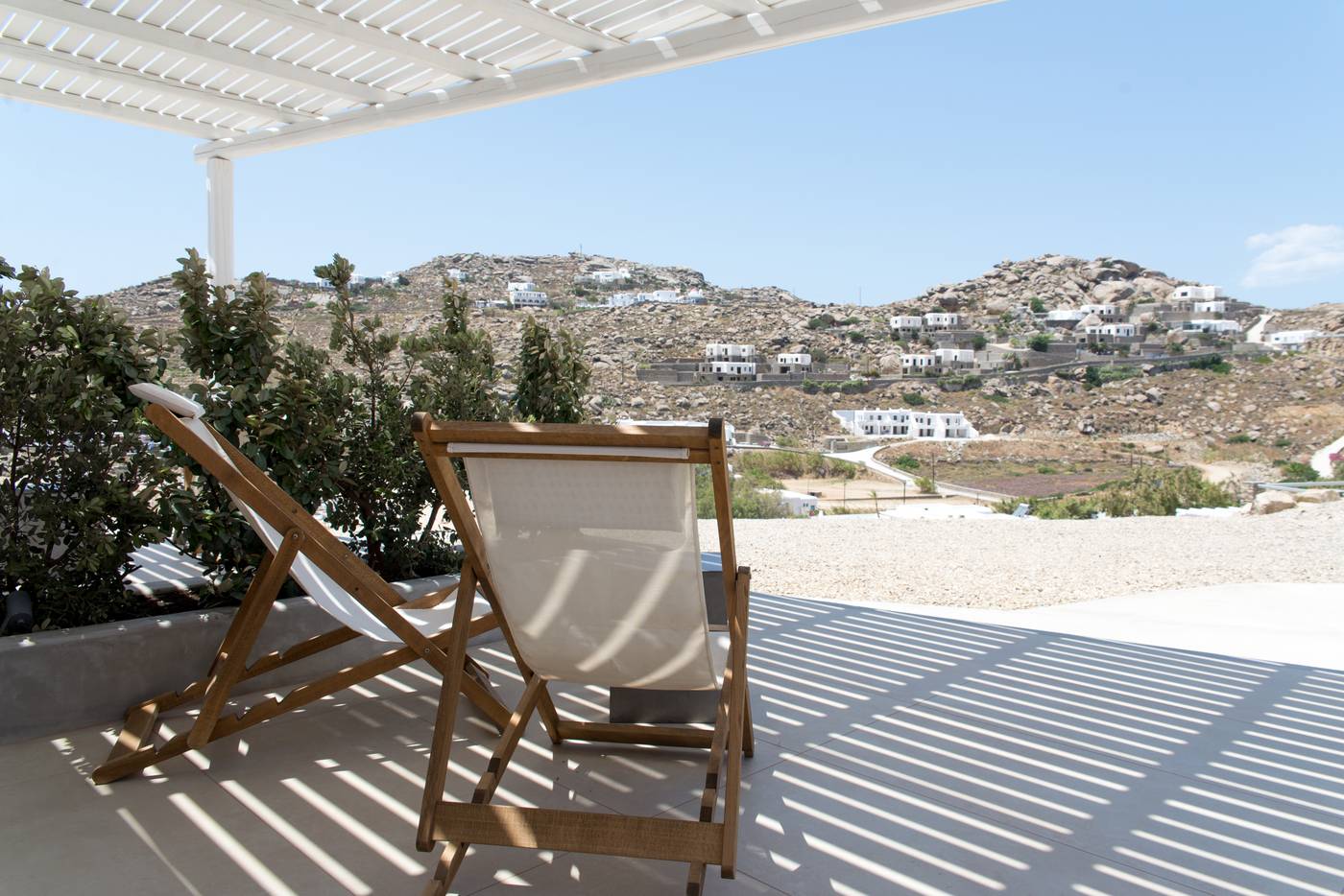 Super-Paradise-Hotel-Room-55