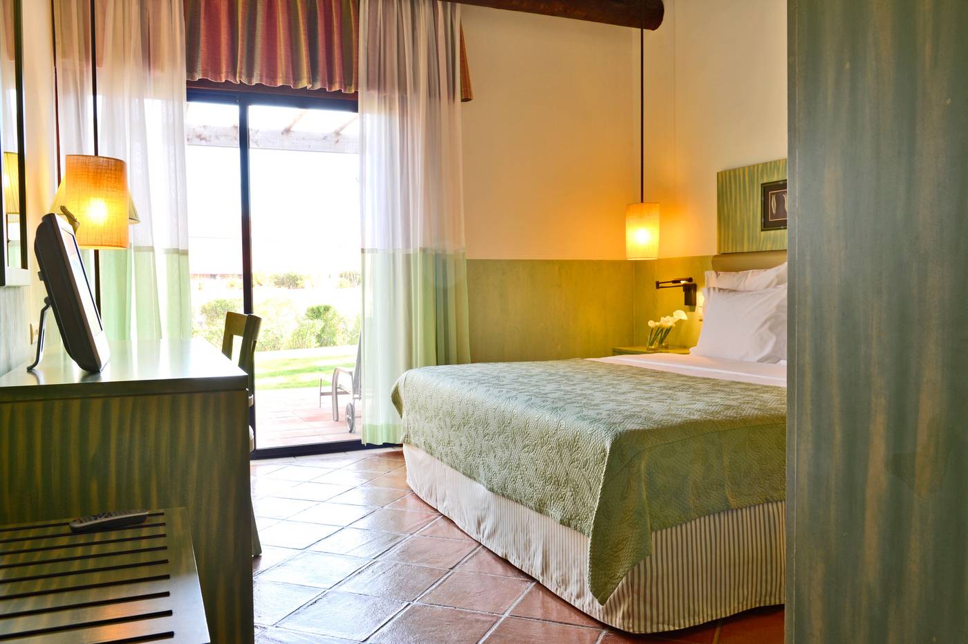 Pestana-Vila-Sol-Golf---Resort-Hotel-Room-34