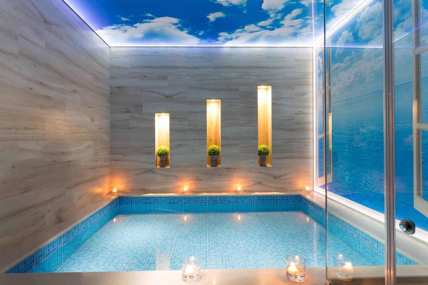 Jumeirah-Emirates-Towers-Sports-and-Entertainment-93