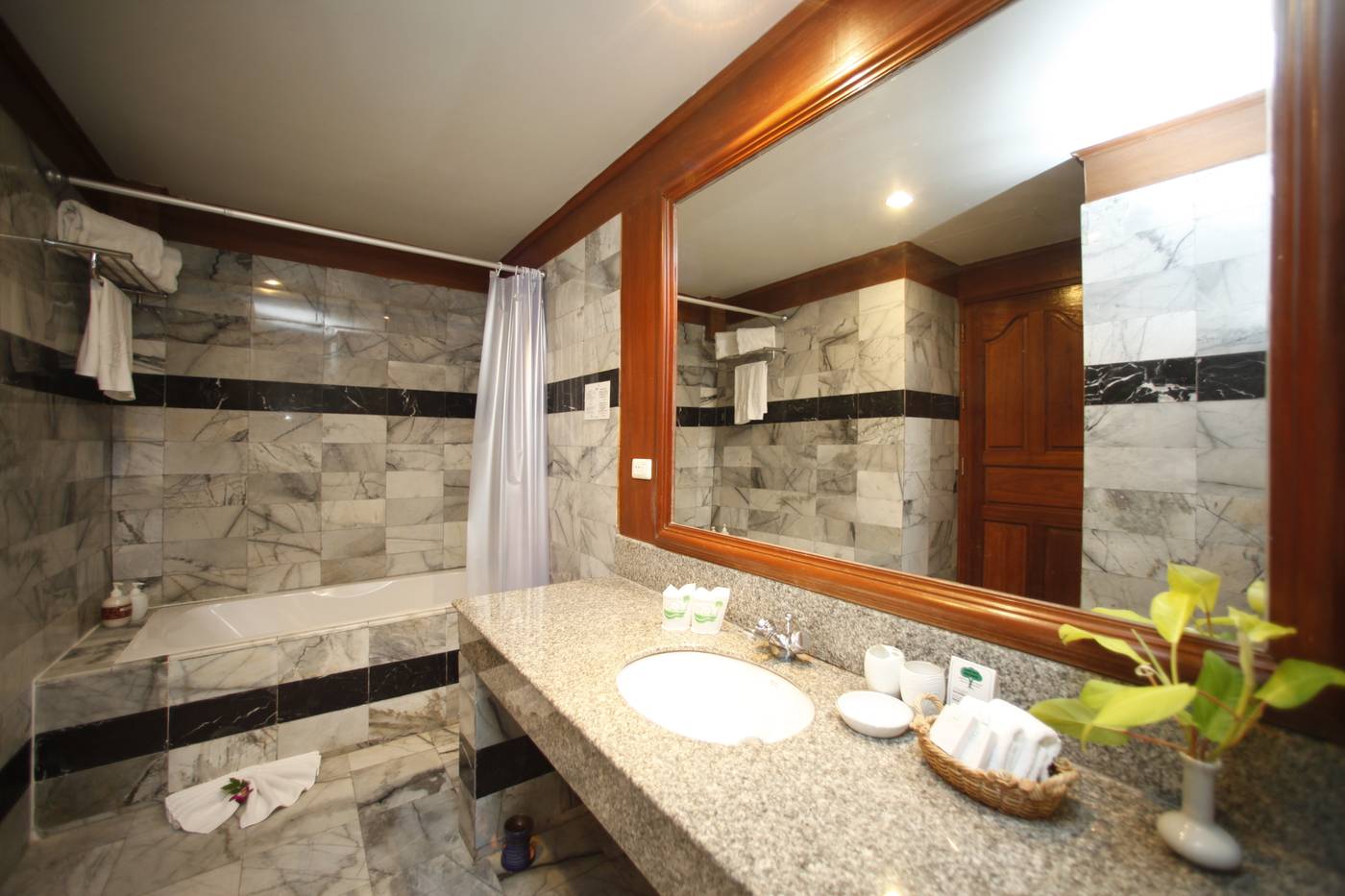 Fair-House-Beach-Resort--SHA-Extra---Room-38