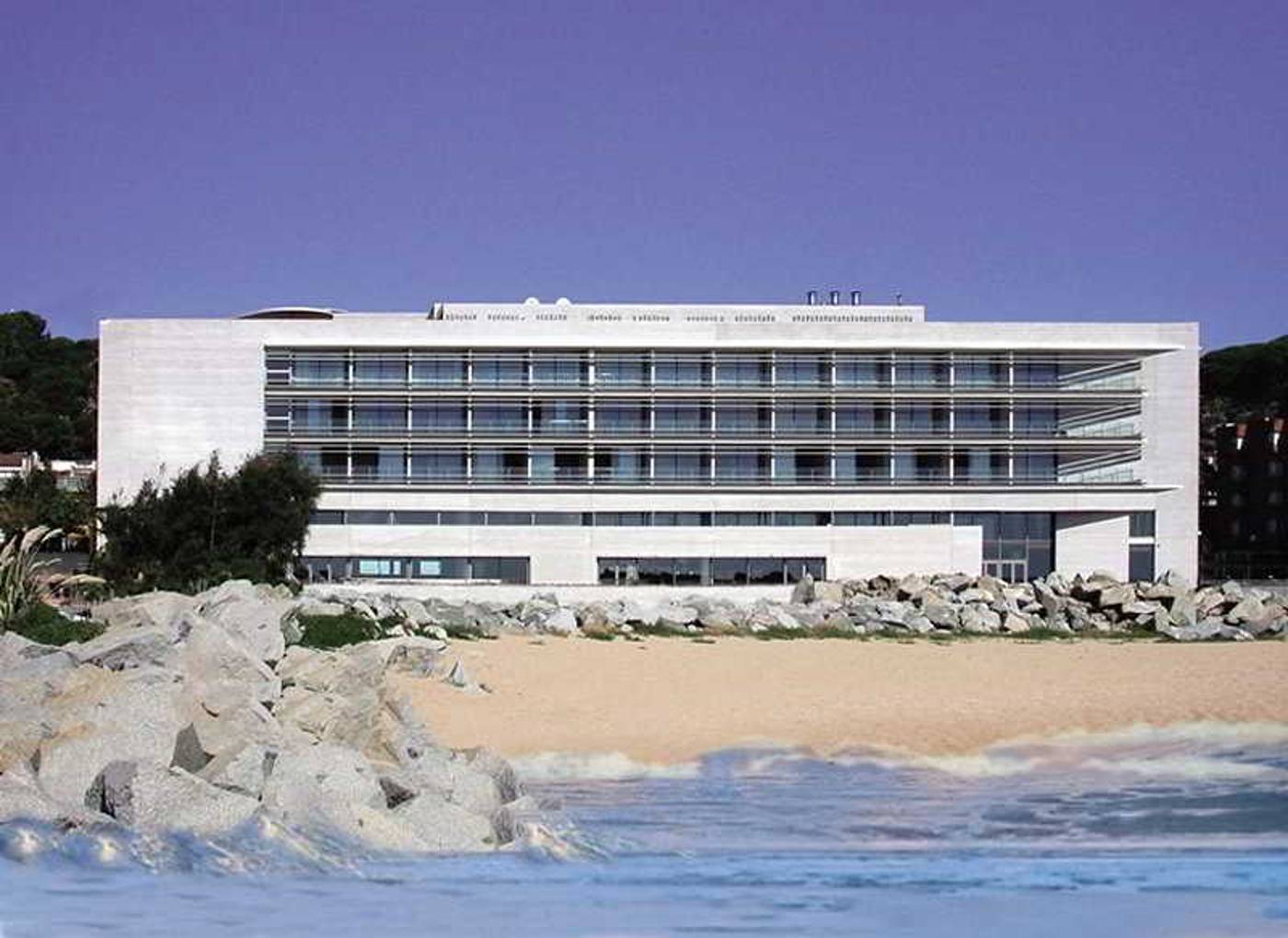 Colon-General-view-2