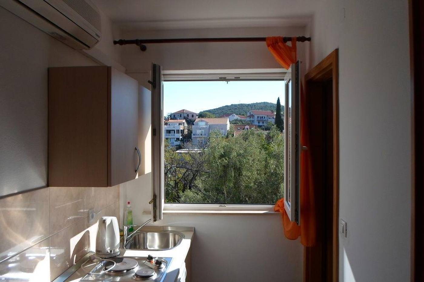 Pansion-Lovac-General-view-13