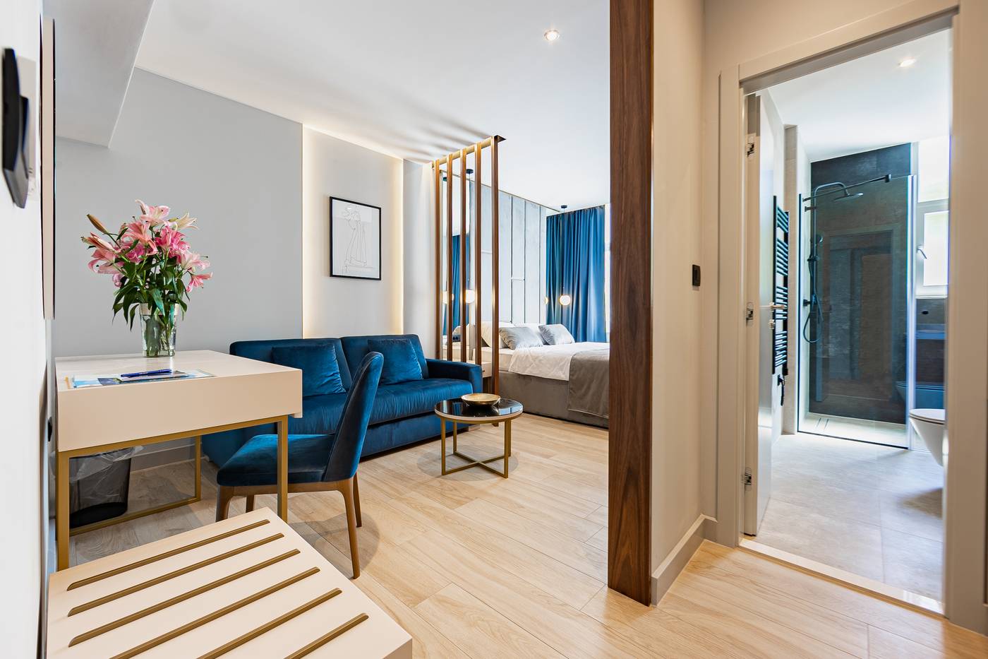 Caldo-Luxury-Rooms-Room-6