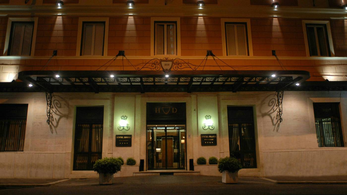 Hotel-Diana-Roof-Garden-Rome-General-view-12