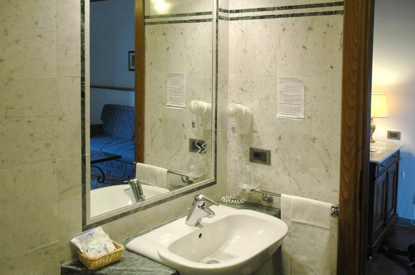 Palazzo-Squarcialupi-Room-20