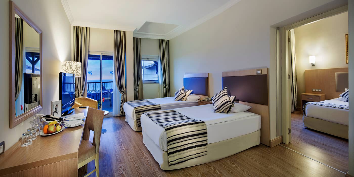 Crystal Tat Beach Golf Resort And Spa