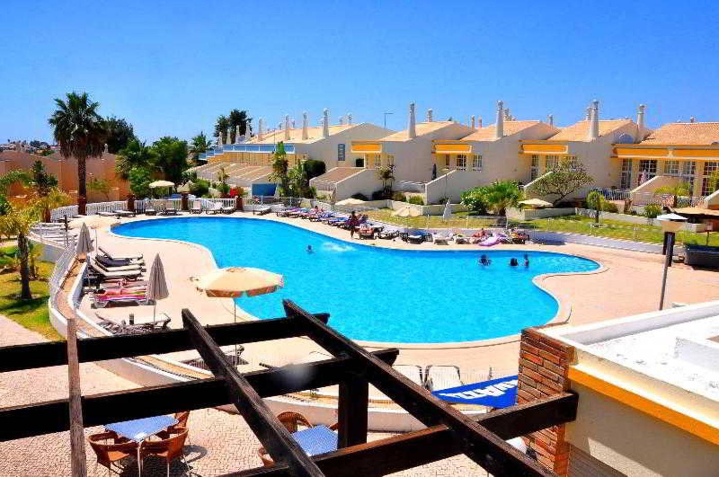 Ponta-Grande-Resort-General-view-5