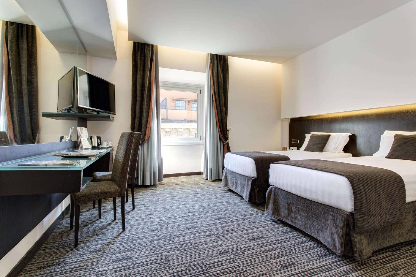 Best-Western-Plus-Hotel-Universo-General-view-20