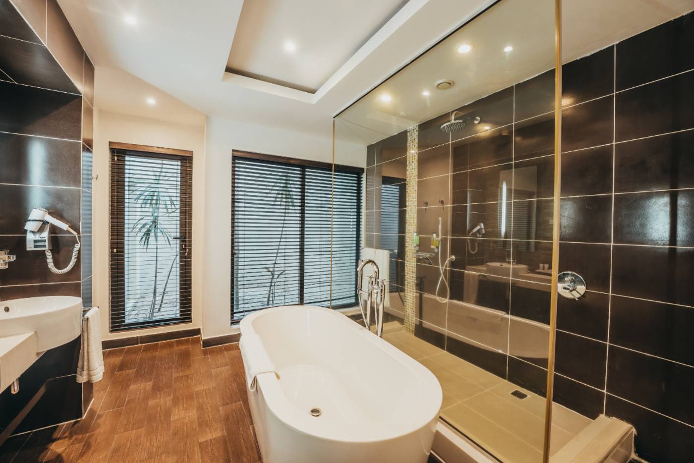 Crystals Beach Resort 26.11