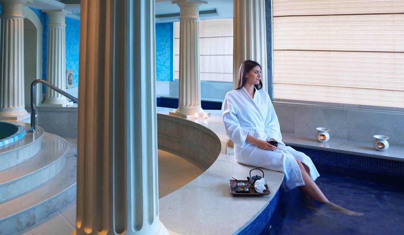 Fairmont-Dubai-Sports-and-Entertainment-44