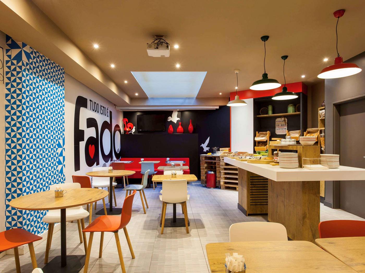 Ibis-Lisboa-Liberdade-Restaurant-14