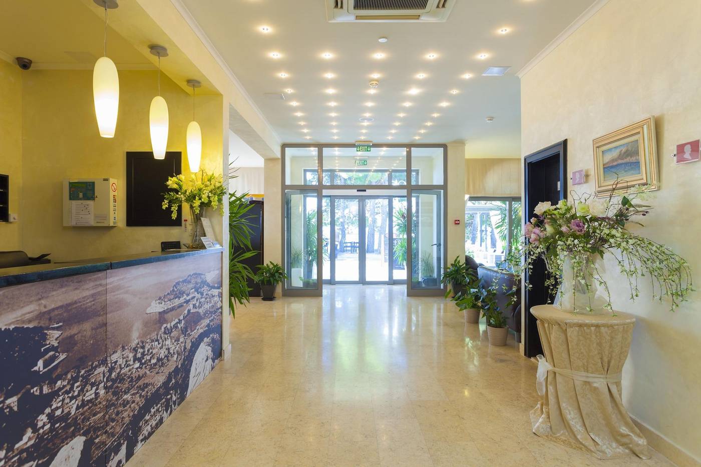 Hotel Milenij-Croatia-MAKARSKA-Lobby-7