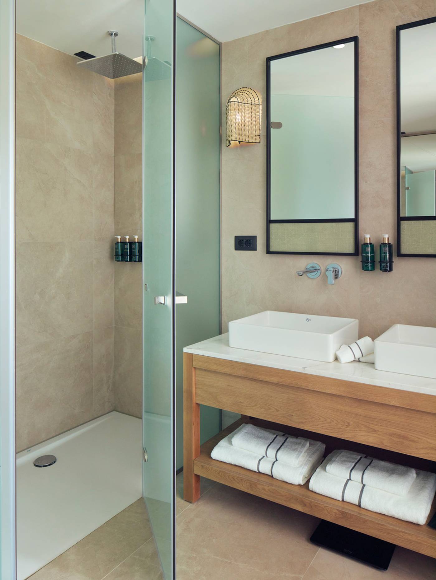 Melia Durres 15.12.25