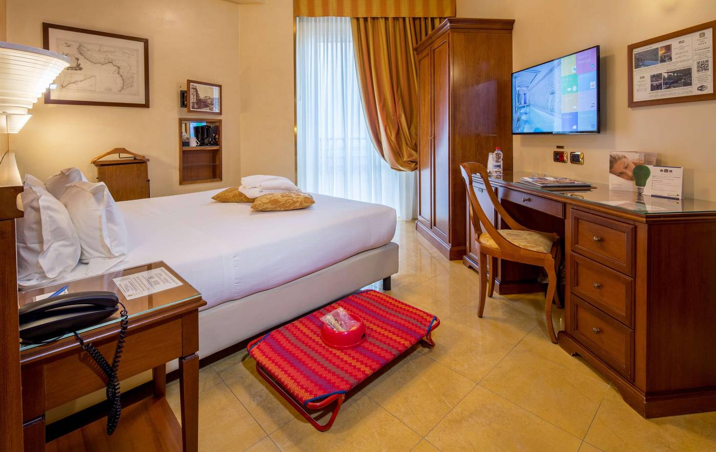 Best-Western-Plus-Hotel-Galles-Room-9