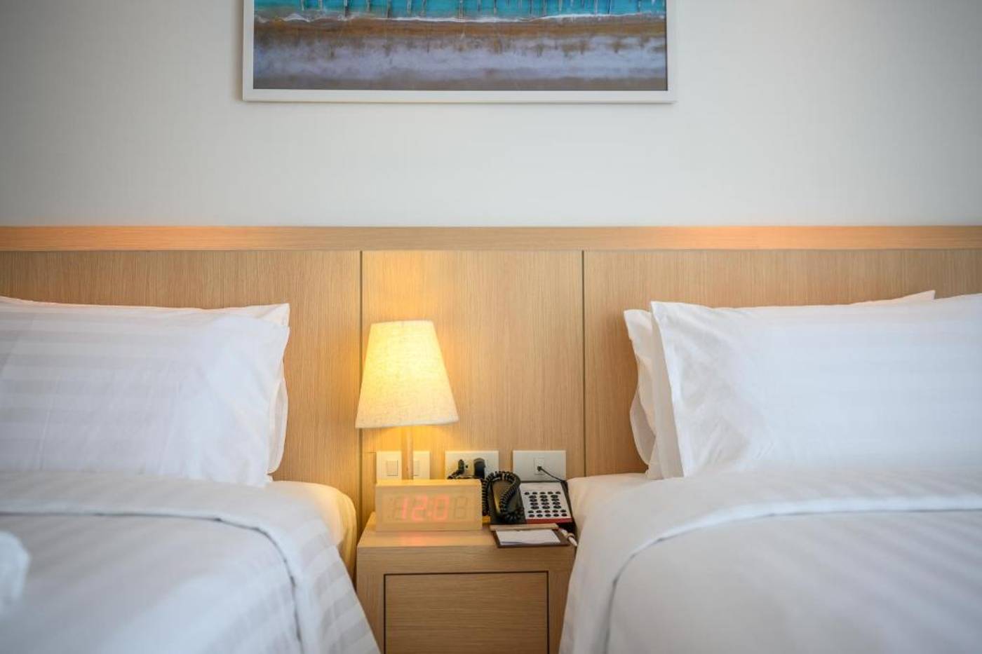 The-Beachfront-Hotel-Phuket-Room-48