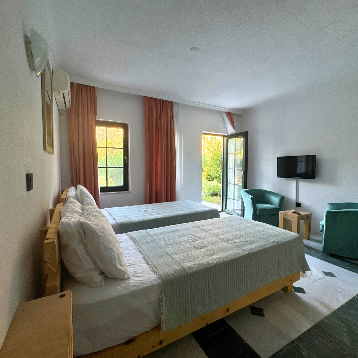 Club-Mel-Holiday-Resort-Room-32