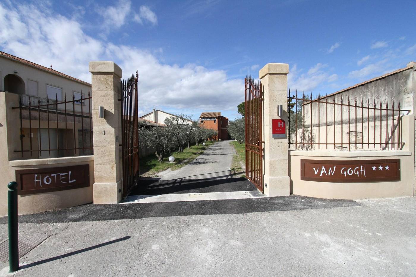 Hotel Van Gogh-France-ST.-REMY-DE-PROVENCE-General view-3
