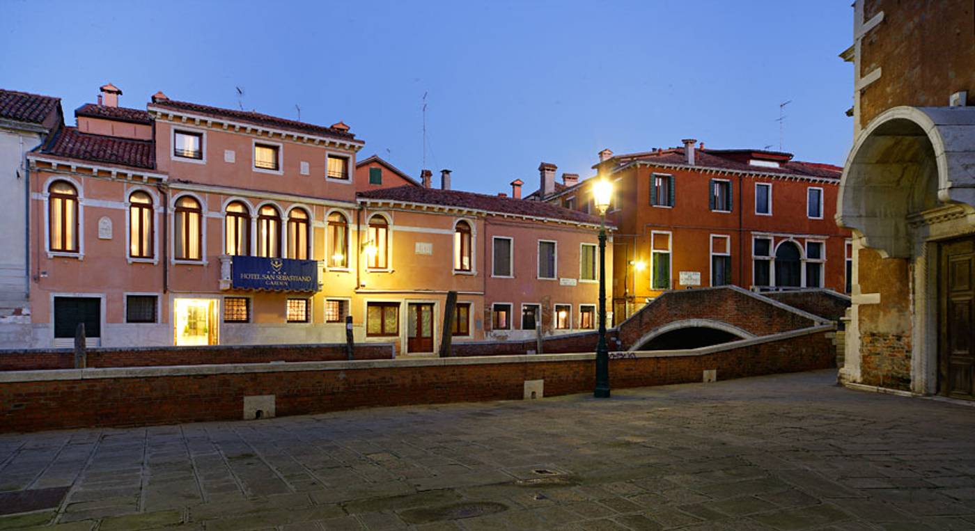 Excess-Venice-Boutique-Hotel---Private-Spa-General-view-9