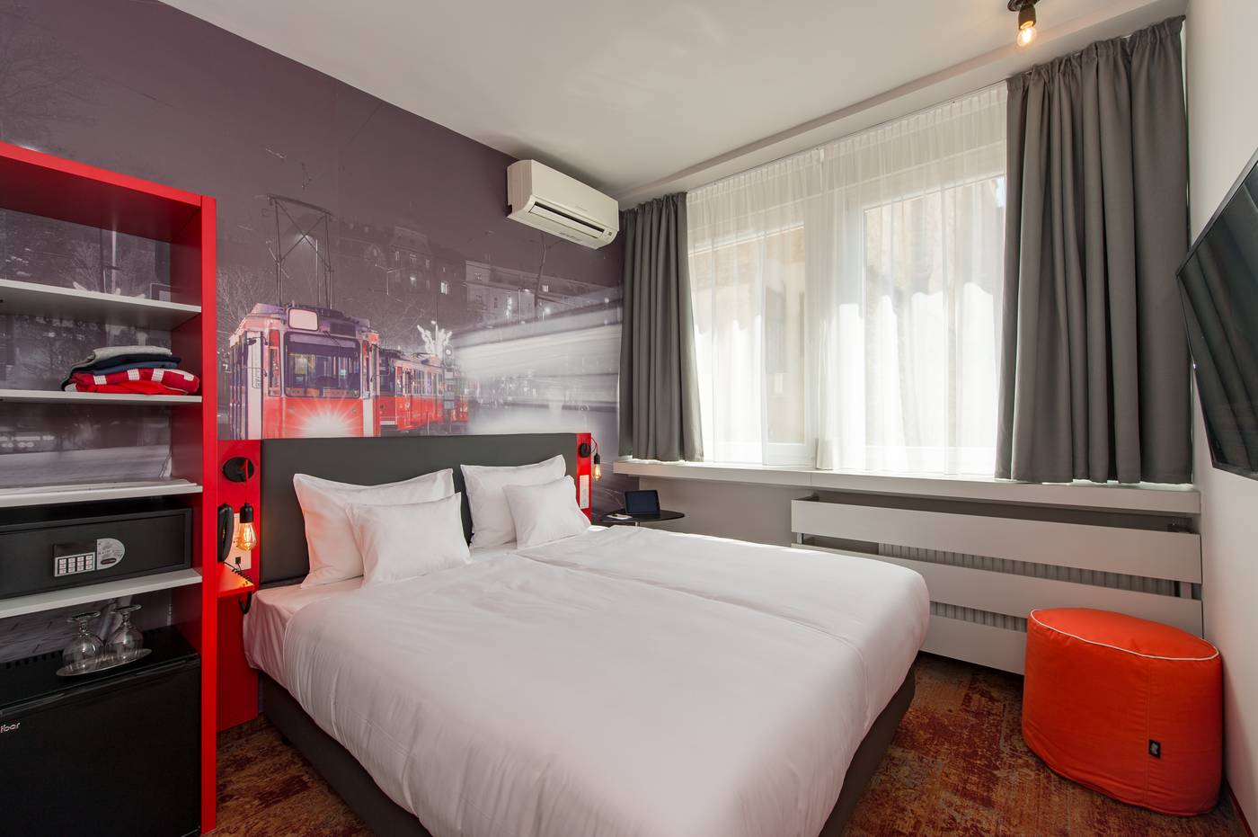 The-Three-Corners-Hotel-Anna-Superior-Room-7