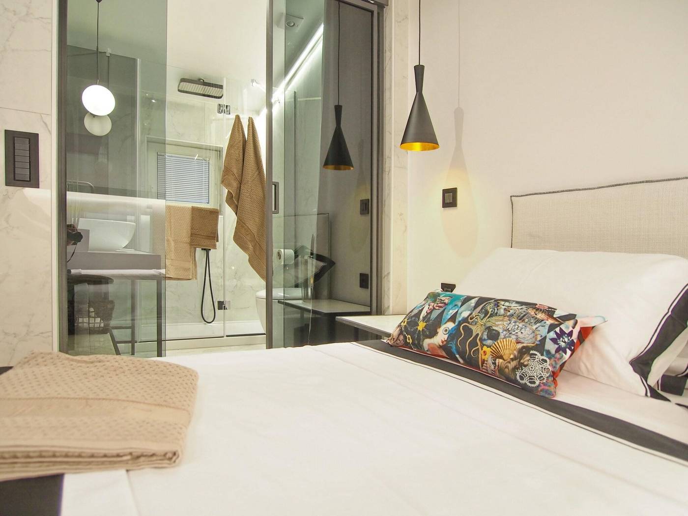 La-Vita-E-Bella-Ii-Room-7