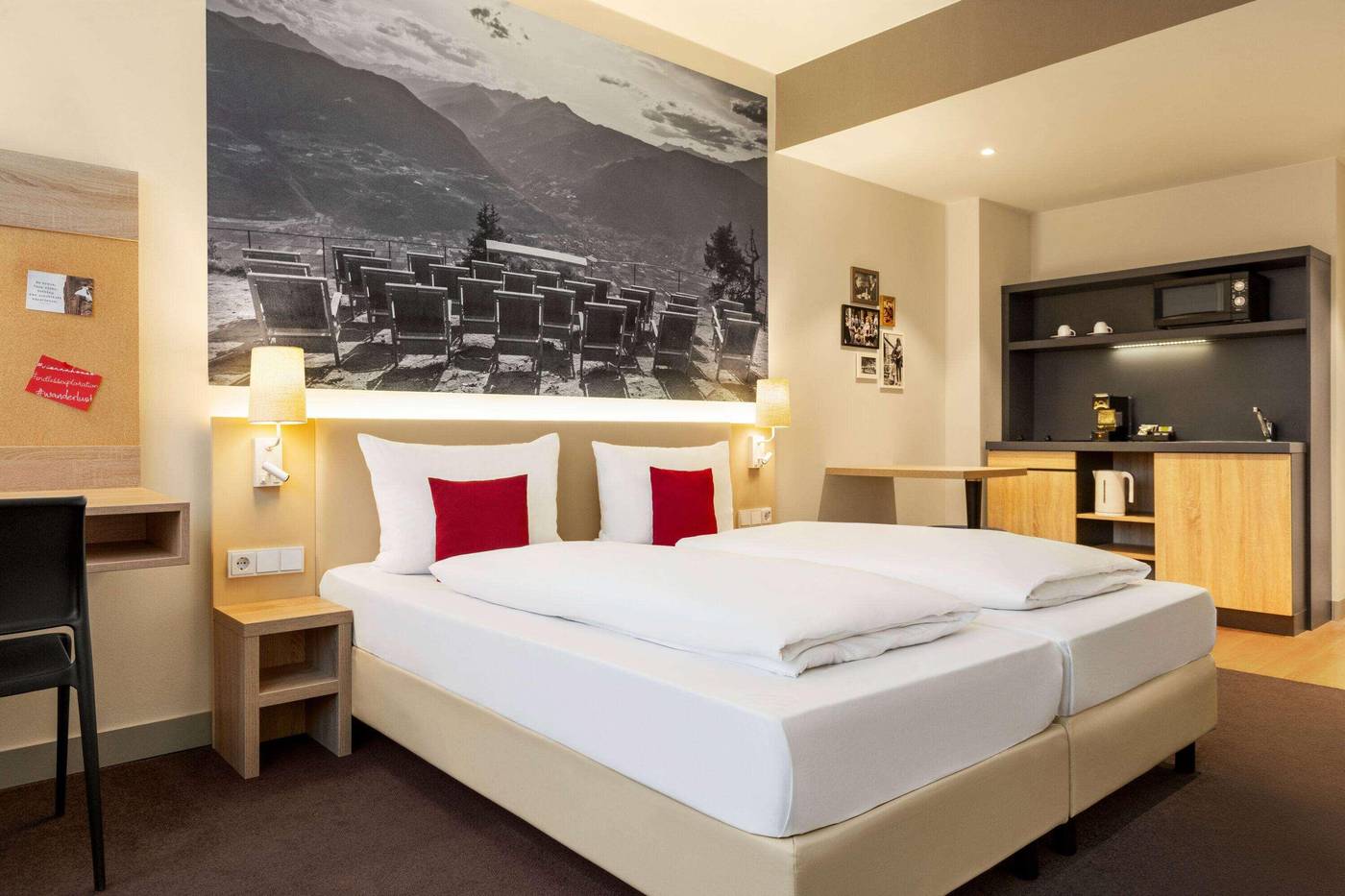 Vienna-House-Easy-by-Wyndham-Munich-Room-19