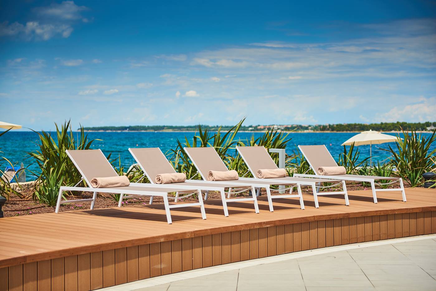 Hotel-Sipar-Plava-Laguna-Pool-10