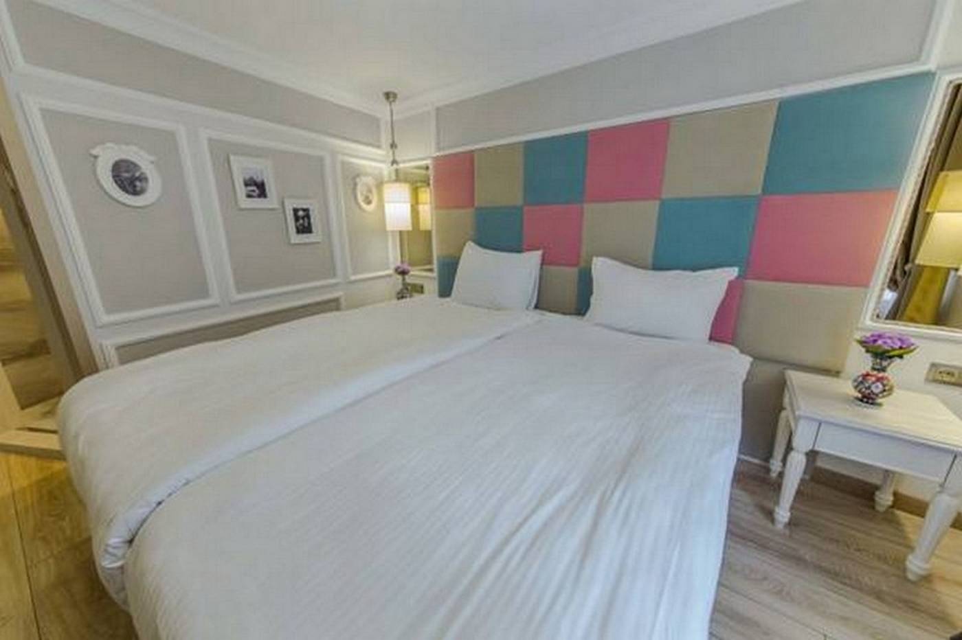 The-Constantine-Hotel-Room-10